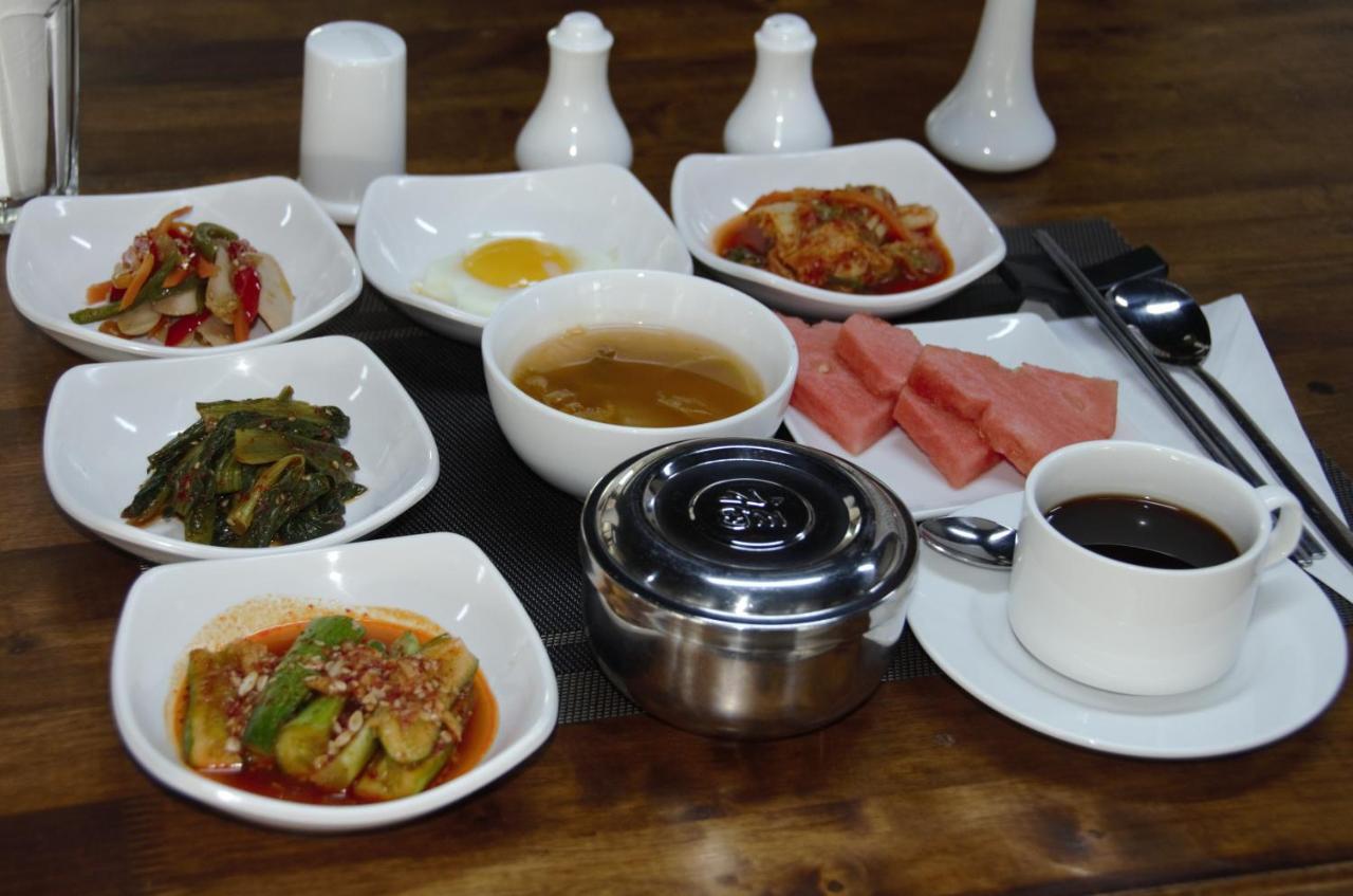 Seoul Hotel Myanmar Gyogon Rom bilde